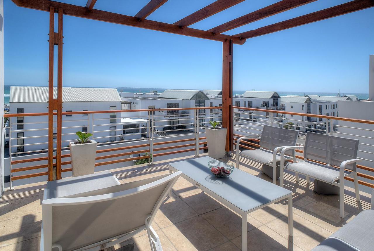 Azure 216 Apartment Bloubergstrand Exterior photo